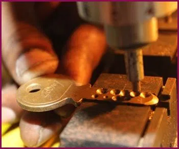 Riverton NJ Locksmith Store Riverton, NJ 856-350-5044 - 17-key-making